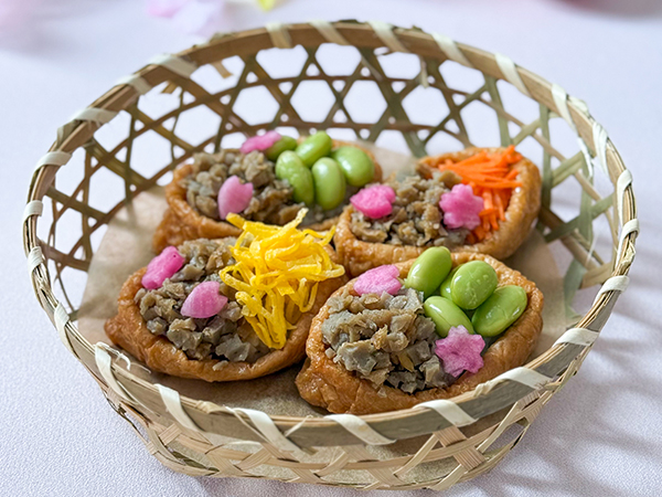 じゃこ天そぼろのオープン稲荷